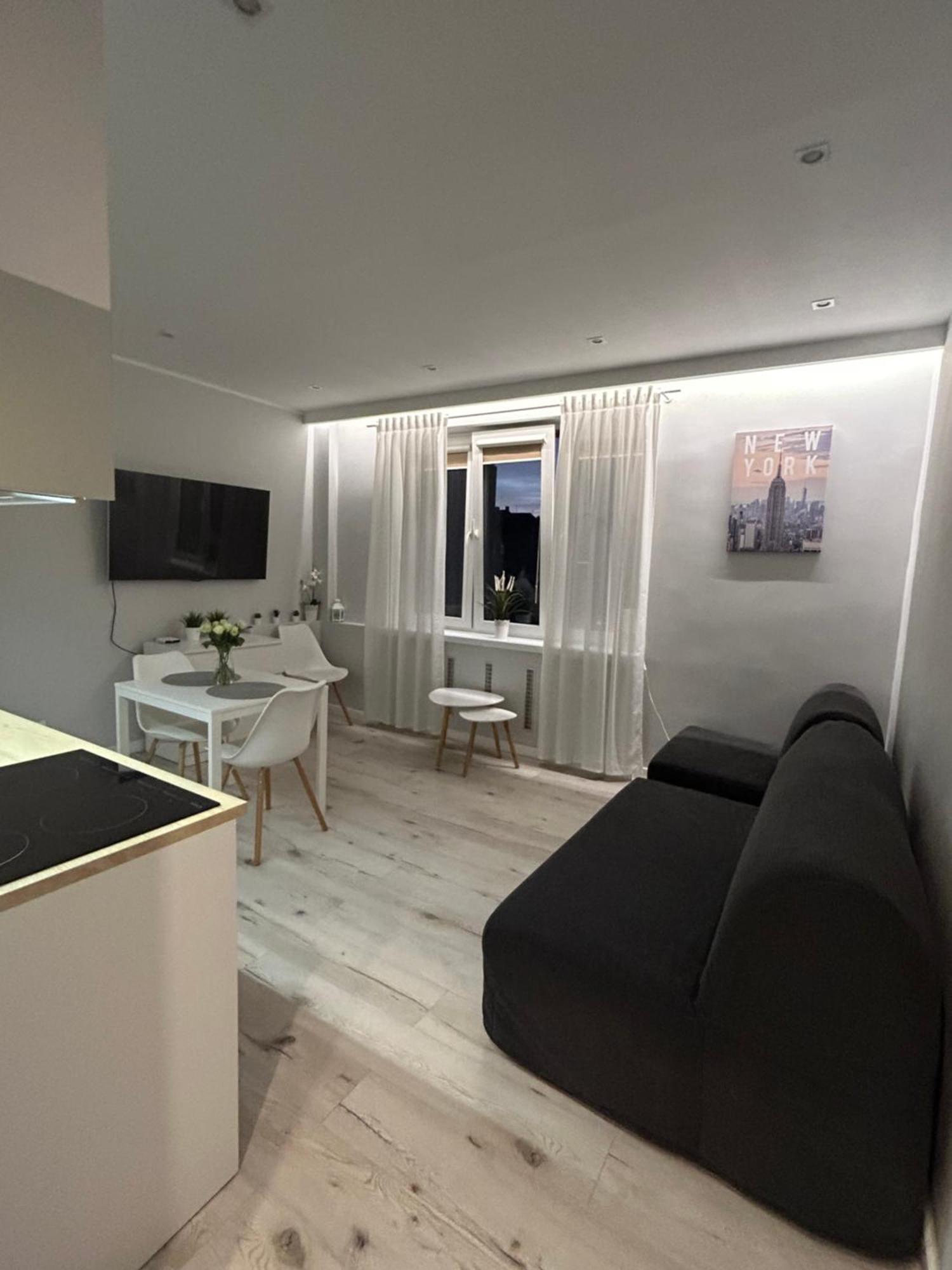 Apartament Na Dworcowej Centrum Parking Gratis Wroclaw Exterior photo